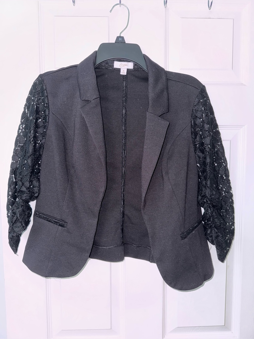 Candie’s Ruched Lace Sleeve Women's Blazer in Black | EUC | Size Medium